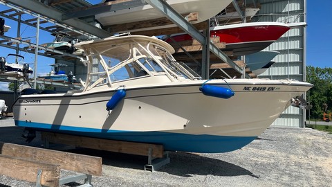 Grady-White Freedom 275