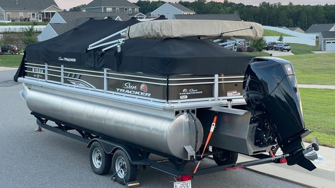 Sun Tracker SportFish 22 XP3