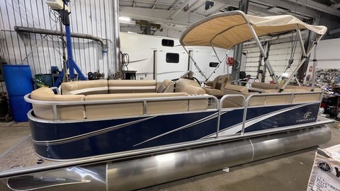 Sunchaser Boats Geneva Cruise 22 LR DH