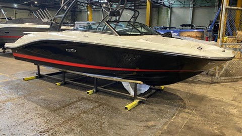 Sea Ray SPX 210