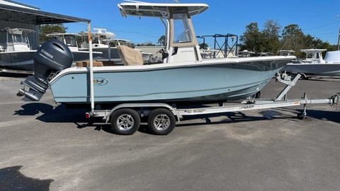 Sea Ray hunt ultra 211