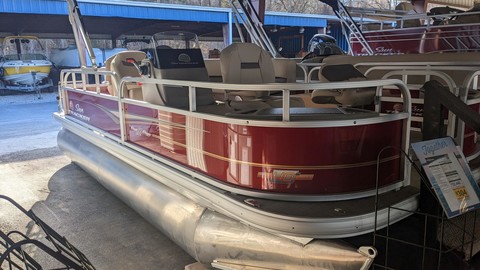 Sun Tracker Bass Buggy 18 DLX