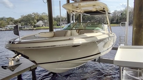 Chris-Craft Calypso 26