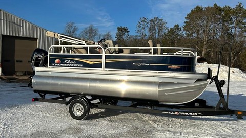 Sun Tracker Bass Buggy 16 DLX ET