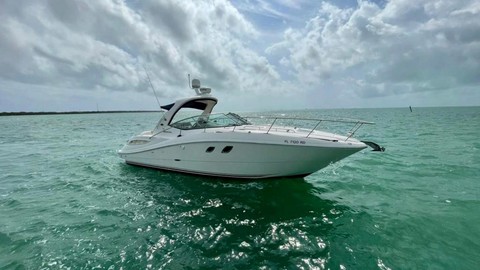 Sea Ray 330 Sundancer
