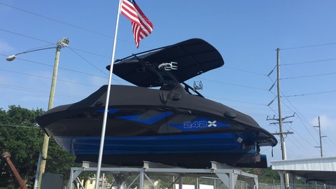 Yamaha 242X E-Series