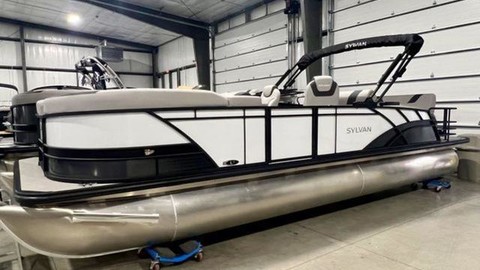 60 x 16 tri-toon passenger vessel