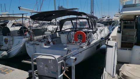Beneteau Oceanis 46.1