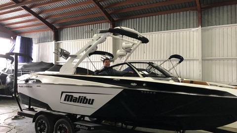 Malibu Wakesetter 23 LSV
