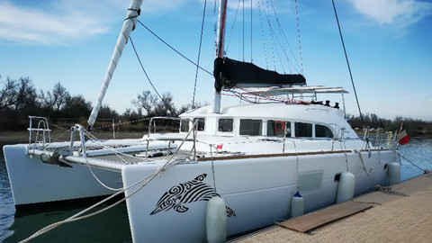 Lagoon 380
