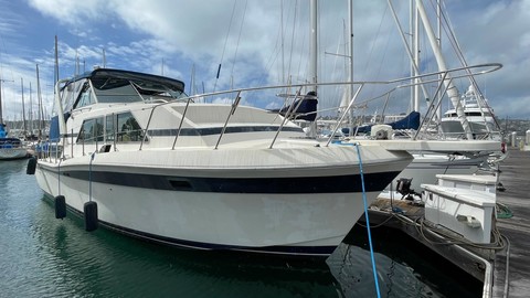 Chris-Craft Launch 38