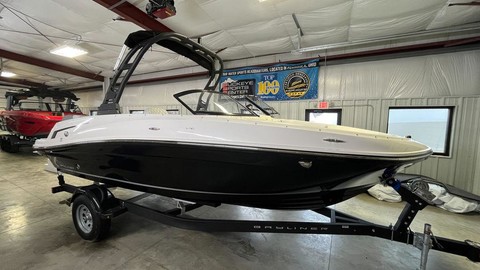Bayliner VR5 BOWRIDER