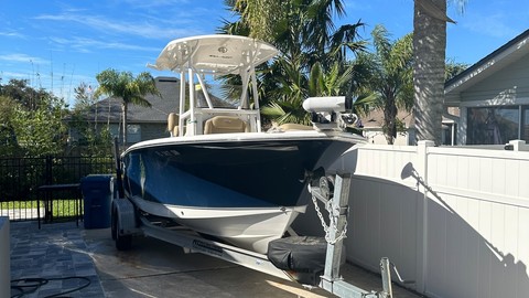 Sea Ray hunt ultra 211