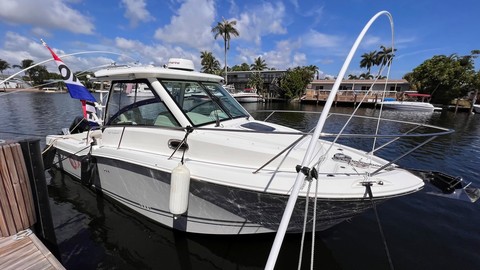 Boston Whaler 285 Conquest
