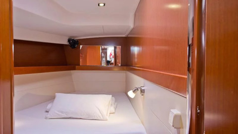 Beneteau Oceanis 50 Family