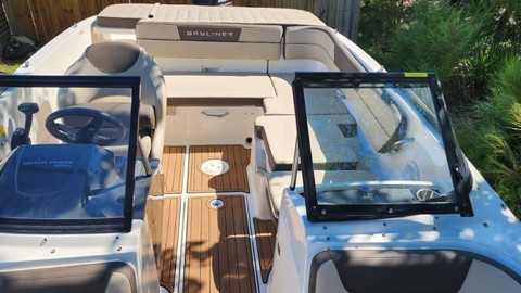 Bayliner VR5 BOWRIDER