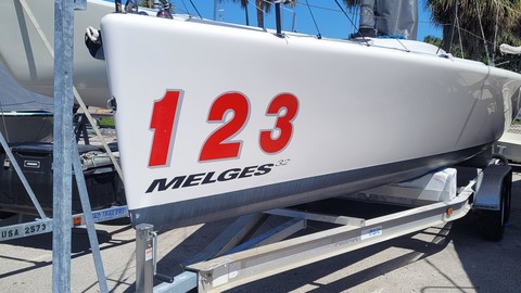 Melges 32