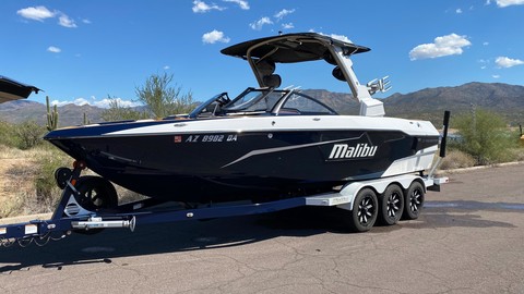 Malibu Wakesetter 25 LSV