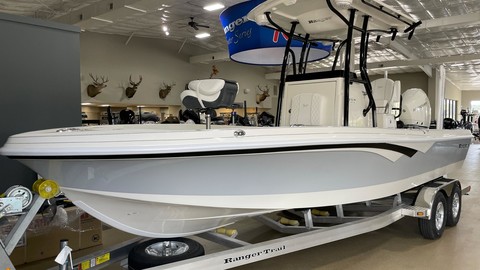 Ranger boats 2400 bay