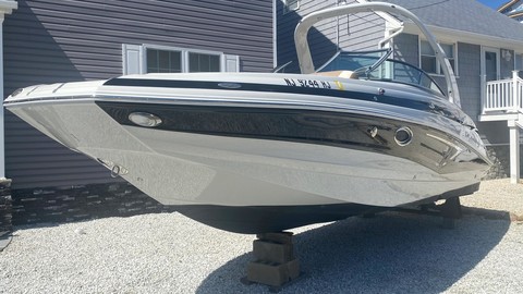 Crownline E 275
