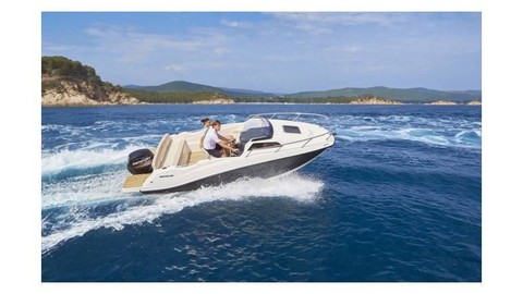 Quicksilver Activ 555 Cabin