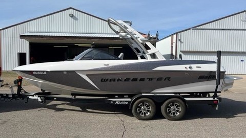 Malibu Wakesetter 22 VLX