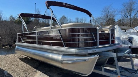 60 x 16 tri-toon passenger vessel