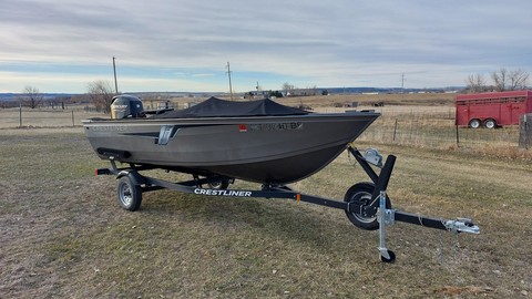 Crestliner 1450 Discovery