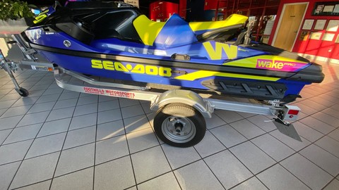 Sea-Doo Wake Pro 230