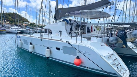Lagoon 380