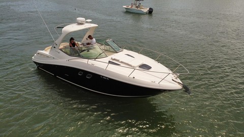 Sea Ray 330 Sundancer