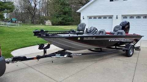 Tracker Pro Team 195 TXW