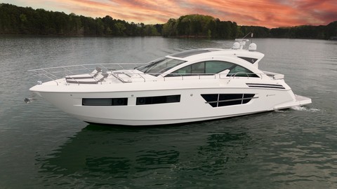 Cruisers Yachts 60 Cantius