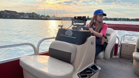 Sun Tracker Bass Buggy 18 DLX