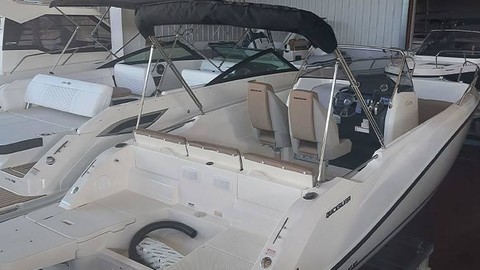 Quicksilver Activ 675 Open