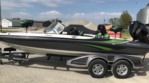 Ranger boats 212ls