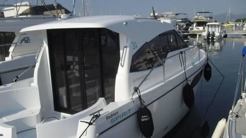 Rodman Spirit 31 Hardtop Outboard