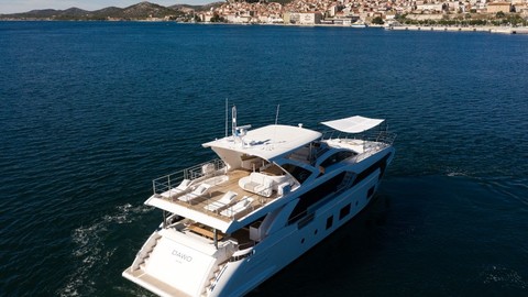 Azimut Grande 27 METRI