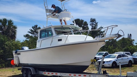 Parker 2520 XLD Sport Cabin