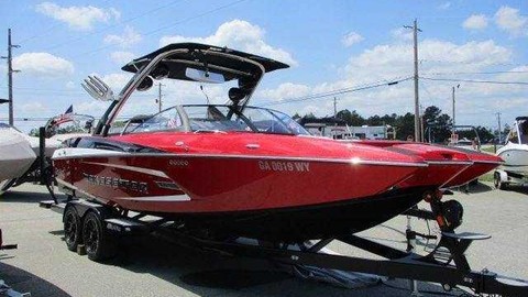 Malibu Wakesetter 24 MXZ