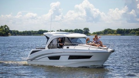 Beneteau Antares 9 OB