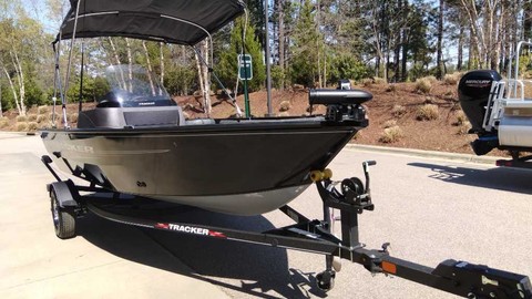 Tracker Pro Guide V-16 SC