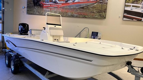 Mako Pro Skiff 19 CC