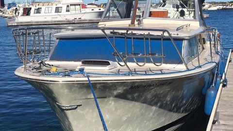 Chris-Craft Commander 44
