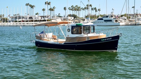 Ranger Tugs R-21 EC