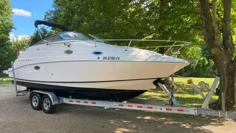 Regal 2665 Commodore Express