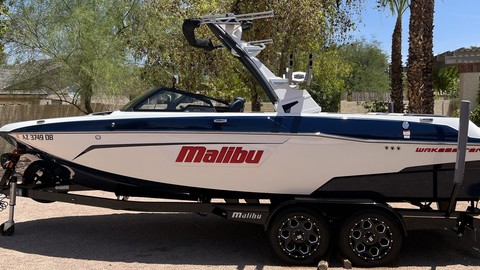 Malibu Wakesetter 23 LSV