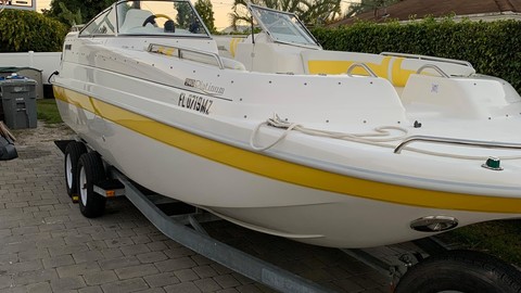 Splendor 240 cuddy cabin