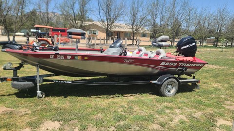 Tracker Pro Team 175 TXW