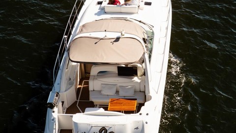 Sea Ray 410 Sundancer